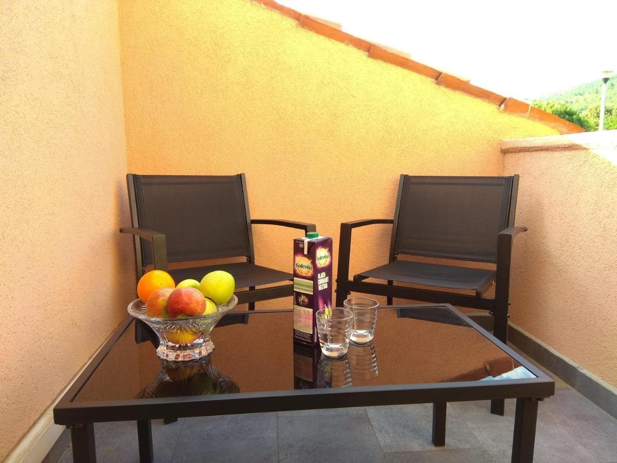 Laura Apartment Koromacno Exterior photo